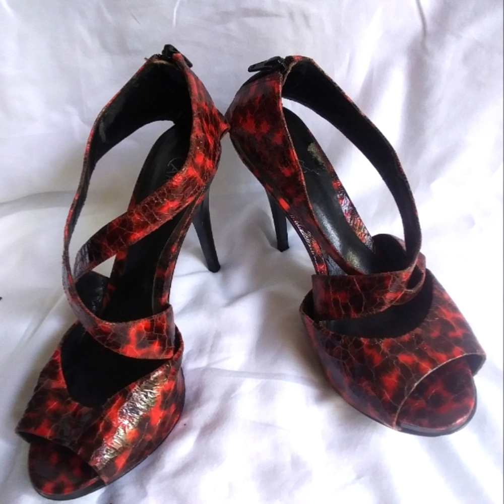 Sexy! Carlos Santana Heels Size 8 EC